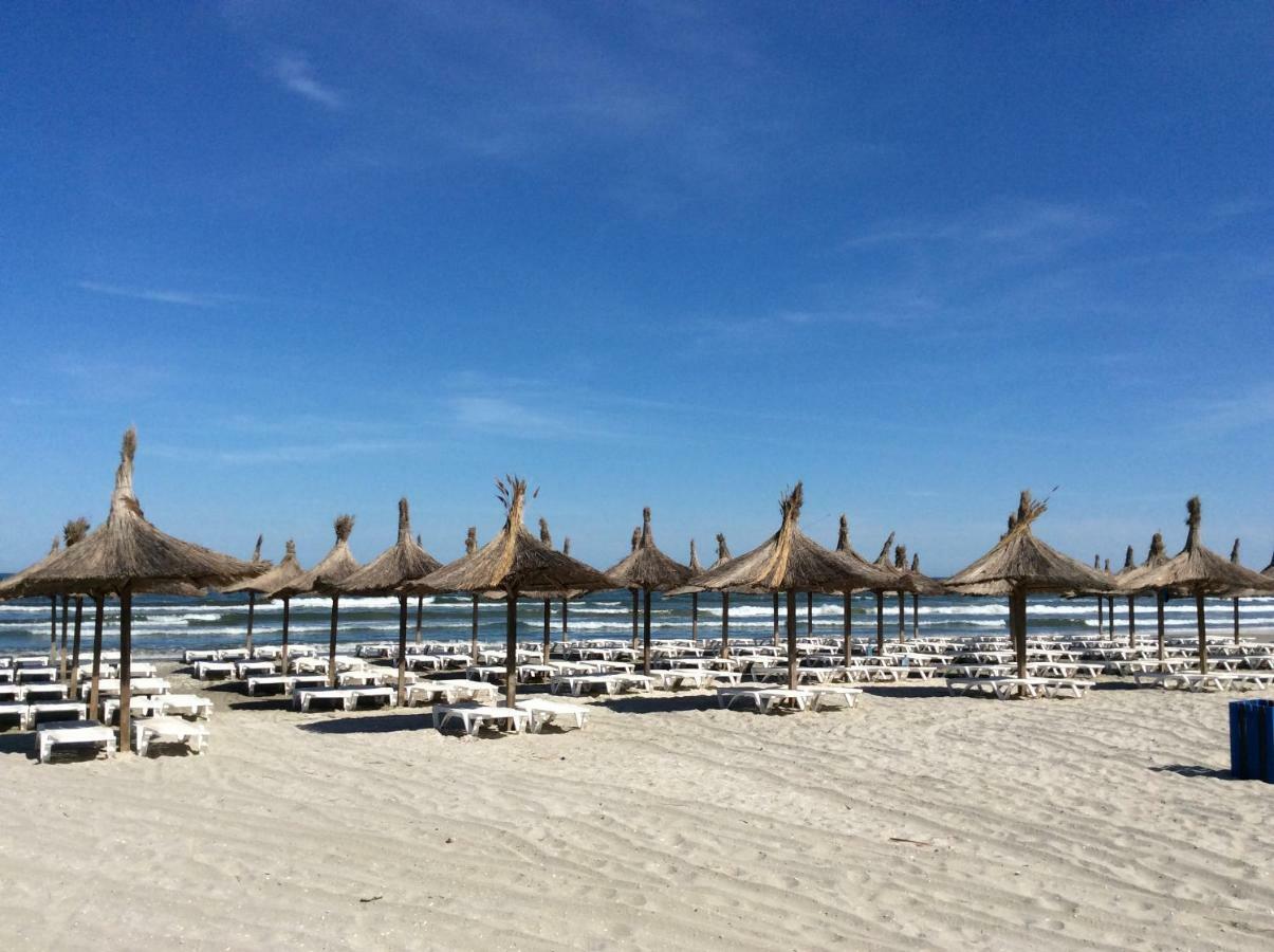 Bluewaves Apartment Mamaia Nord Năvodari Eksteriør bilde