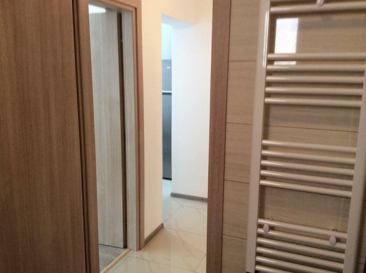 Bluewaves Apartment Mamaia Nord Năvodari Eksteriør bilde
