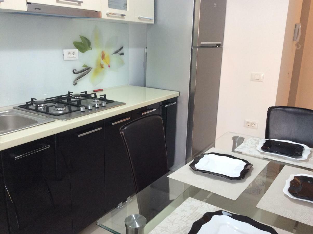 Bluewaves Apartment Mamaia Nord Năvodari Eksteriør bilde